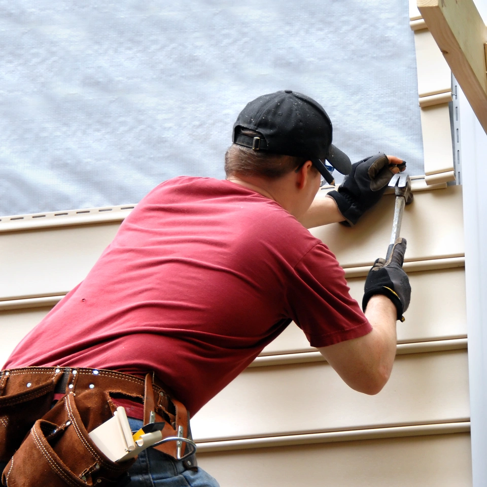 siding installer