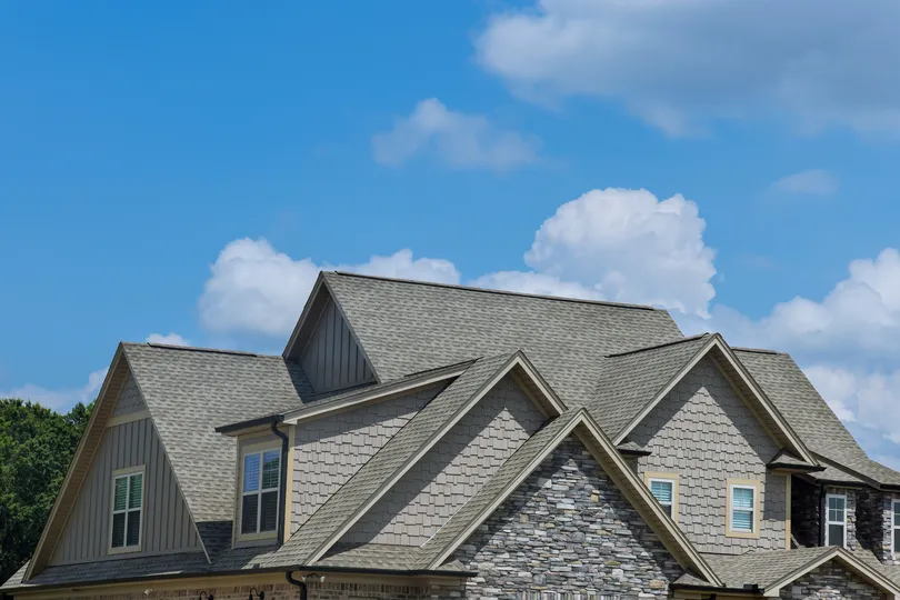 New gray roof on a house in Blaine 