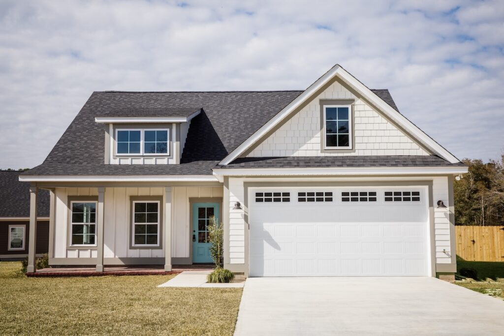 white siding asphalt roofing northface