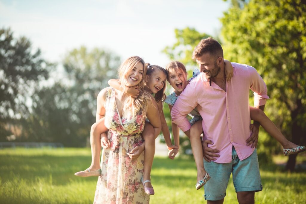candid family in bloomington mn