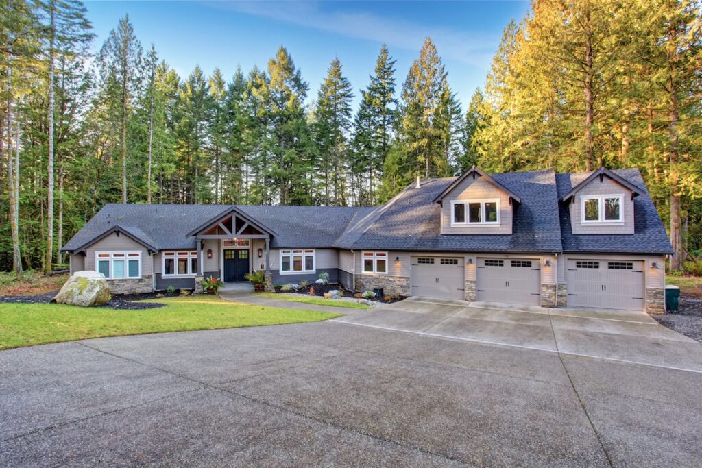 Beautiful large house with driveway, and garage.
