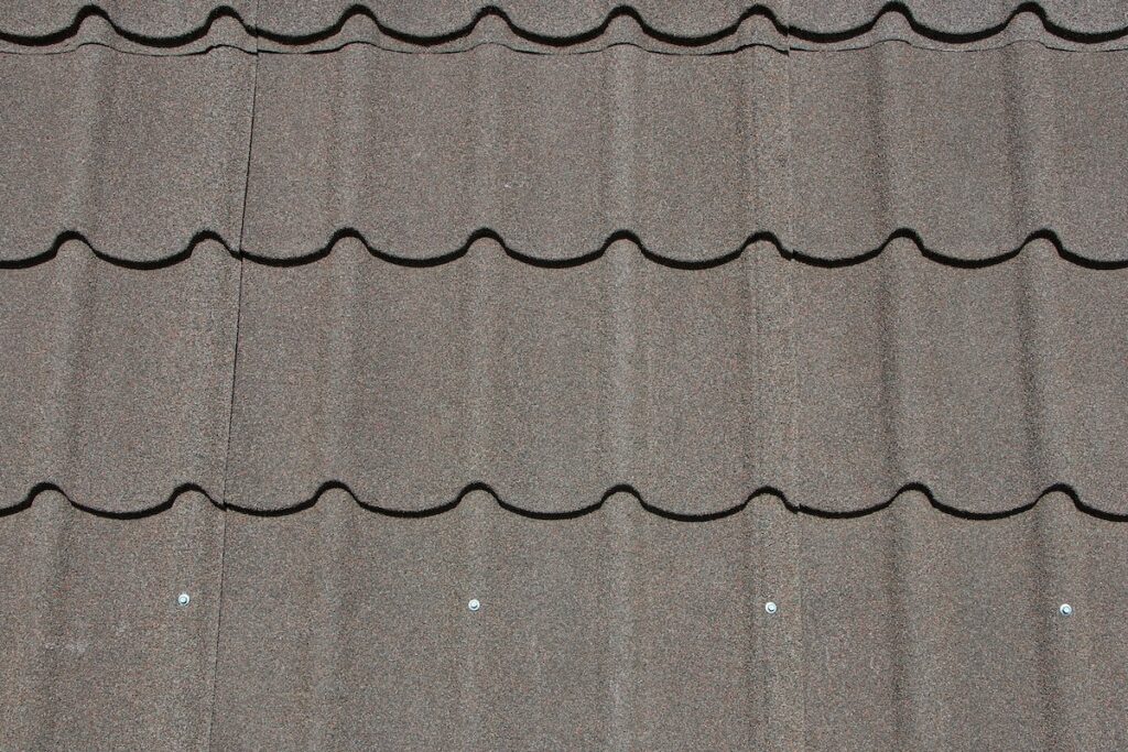 Photo of stone coated and ceramic roof tiles reflects heat well.
